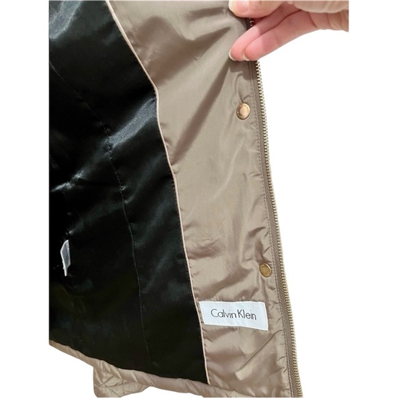 Women’s Quilted Calvin Klein Puffer Coat Olive Green Size XS - Picture 8 of 10